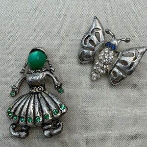 Vintage Brooches lot of 2 Dutch Girl